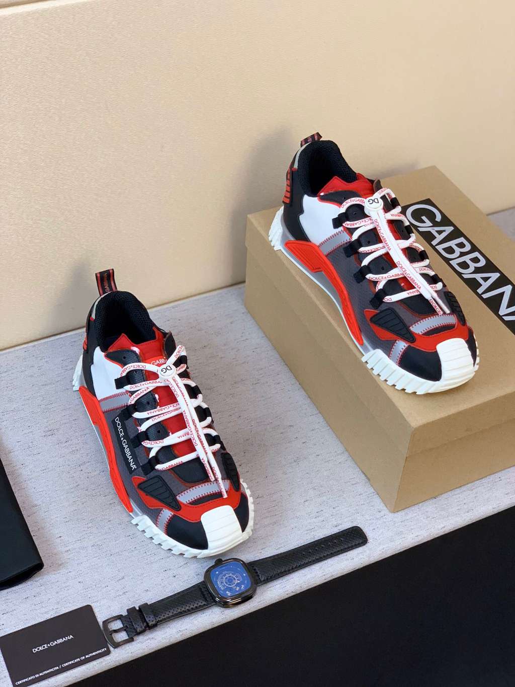 D*G sneaker